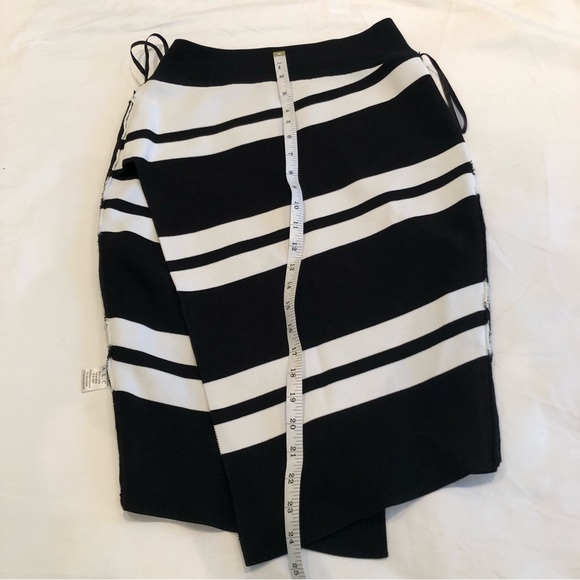 A.L.C. Campbell Striped Skirt Black White Size S - Picture 7 of 14